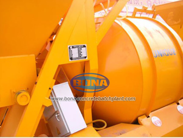 concrete mixer prices in india