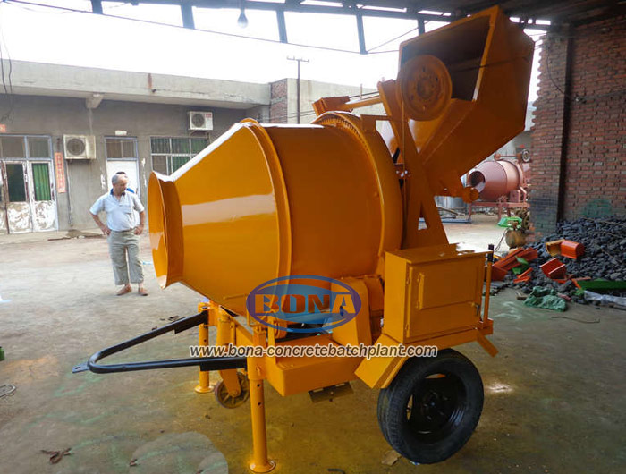 self loading concrete mixer for sale